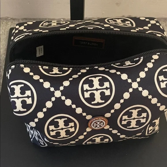 Tory Burch Black and White Cosmetic Bag - Picture 5 of 7